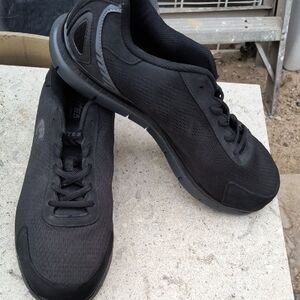 Brand New Men's Black Hytest Performance Athletic Sneakers 14